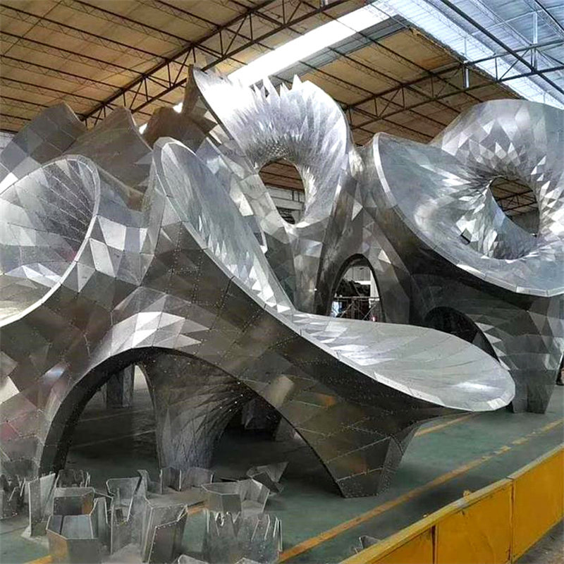 不锈钢雕塑定制