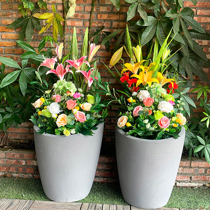 现货玻璃钢休闲花盆简约现代商场购物中心户外组合花盆器厂家直销